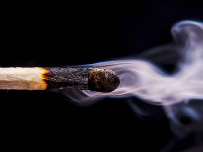 区块链里“裸泳者”众多 技术将是成败关键