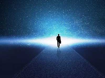 今年最火的区块链涨疯了，新手该如何投资？